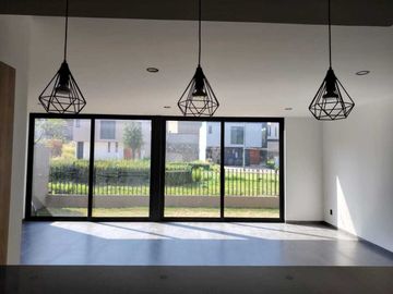 Casa en venta en Altozano, Querétaro.