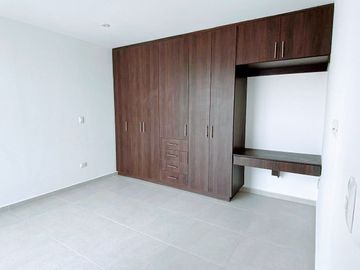 VENTA DE CASA EN ZIBATA  JADE QUERETARO.