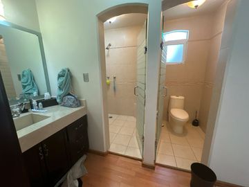 CASA EN VENTA LOMA DORADA  QUERÉTARO CERCA DE LOS ARCOS