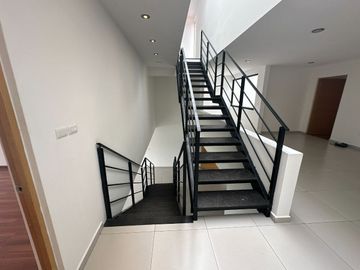 CASA EN VENTA EN CUMBRES DEL LAGO QUERÉTARO