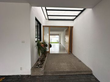 CASA EN VENTA EN CUMBRES DEL LAGO QUERÉTARO