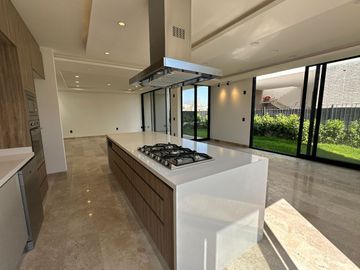 CASA EN VENTA  LOMAS DEL CAMPANARIO NORTE QUERETARO.