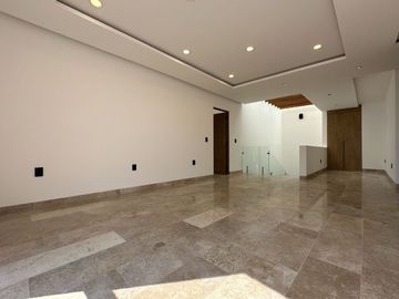 CASA EN VENTA  LOMAS DEL CAMPANARIO NORTE QUERETARO.