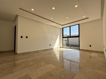 CASA EN VENTA  LOMAS DEL CAMPANARIO NORTE QUERETARO.