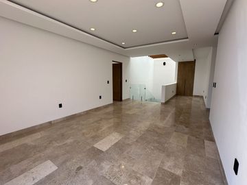 CASA EN VENTA  LOMAS DEL CAMPANARIO NORTE QUERETARO.