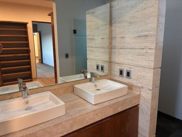 Casa Venta en el Campanario en Venta,  Querétaro