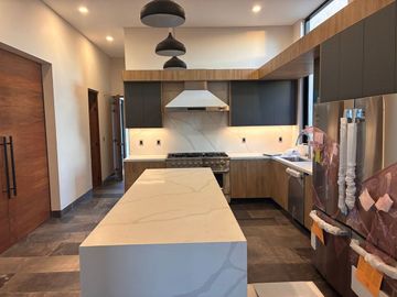 Casa Venta en el Campanario en Venta,  Querétaro