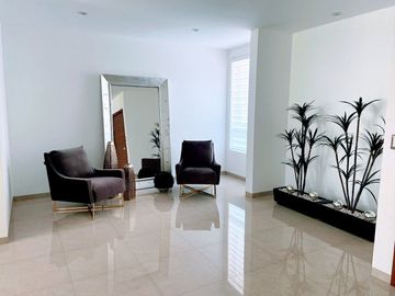 VENTA DE CASA EN RESIDENCIAL LA VISTA, QUERÉTARO.