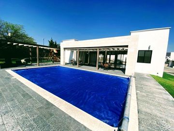 VENTA DE CASA EN RESIDENCIAL LA VISTA, QUERÉTARO.