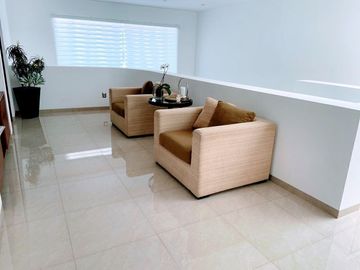 VENTA DE CASA EN RESIDENCIAL LA VISTA, QUERÉTARO.