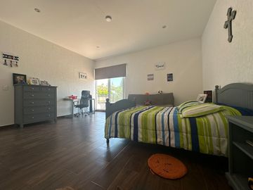 CASA EN VENTA EN VILLAS DEL MESON QUERETARO