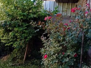 Terreno con casa, totalmente plano, idel desarrollo