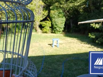 Terreno con casa, totalmente plano, idel desarrollo
