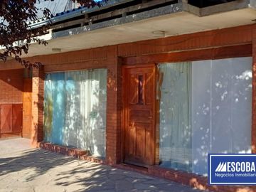 Terreno con casa, totalmente plano, idel desarrollo