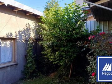 Terreno con casa, totalmente plano, idel desarrollo