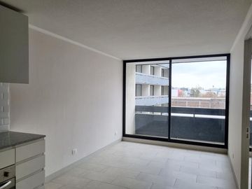 OPORTUNIDAD UNICA! Abate Molina/Av. Blanco Encalada - Departamento - Venta