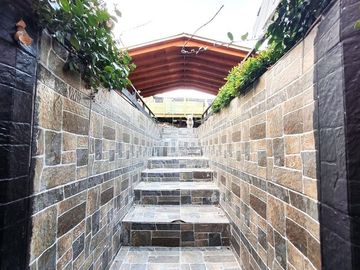 Casa en Venta en Av. Costanera Norte, Los Suspiros