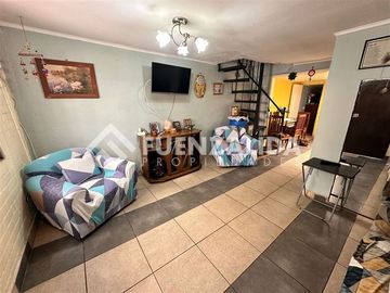 Casa en Venta en Av. Portales con Siglo XX