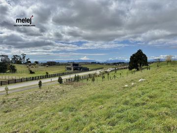 Parcela en  Exclusivo Condominio,  Reserva Santa Clara