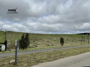 Parcela en  Exclusivo Condominio,  Reserva Santa Clara