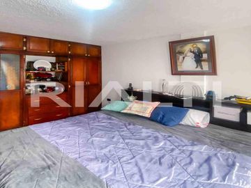 Casa Rentera de Oportunidad en La Magdalena – Ingreso Garantizado