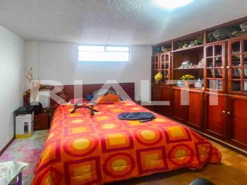 Casa Rentera de Oportunidad en La Magdalena – Ingreso Garantizado