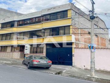 Casa Rentera de Oportunidad en La Magdalena – Ingreso Garantizado