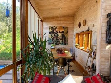 ENCANTADORA CASA EN EL BOSQUE LAS ACHIRAS