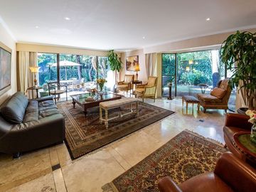 Impecable, 1 nivel, jardín 600m2
