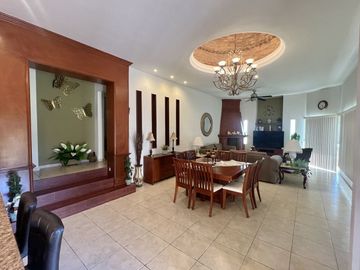 QUINTA EN VENTA ZONA CARRETERA / EL YERBANIZ
