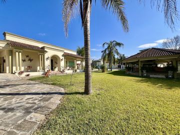 QUINTA EN VENTA ZONA CARRETERA / EL YERBANIZ