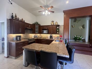 QUINTA EN VENTA ZONA CARRETERA / EL YERBANIZ