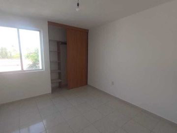 CASA EN VENTA FRACC. MEDITERRÁNEO, CORREGIDORA, QRO., C/ RECÁMARA EN PLANTA BAJA