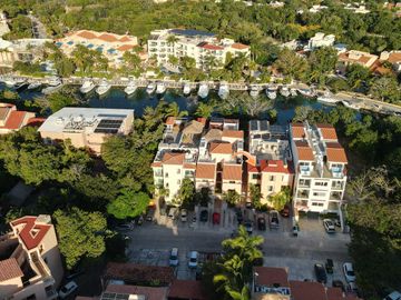 Departamento de 3 Recámaras Frente a la Marina- Puerto Aventuras