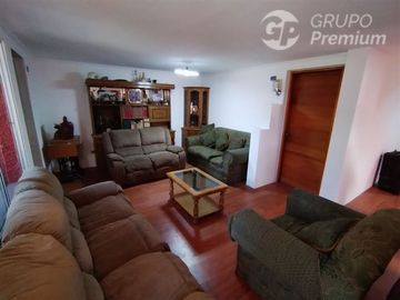 Casa en Venta en Teniente Cruz con Zadar
