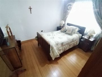 Casa en Venta en Paraguay 8600
