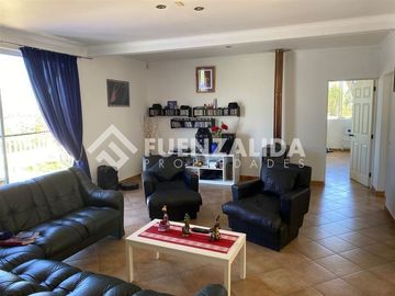 Parcela en Venta en Condominio Viñas de Santo Domingo
