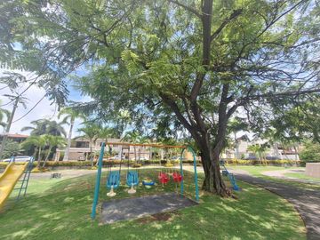 Venta Casa 5 dorm  en Urb. Rio Grande, Via Samborondón  RRR
