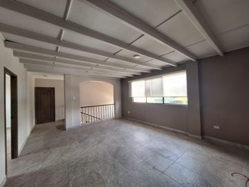 Venta Casa 5 dorm  en Urb. Rio Grande, Via Samborondón  RRR