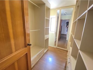 Casa en Jardines del Sur con Local Comercial