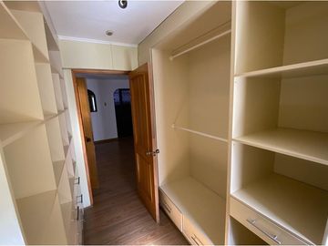 Casa en Jardines del Sur con Local Comercial