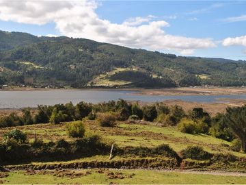 Venta de parcelas con vista al mar y río en Mehuin