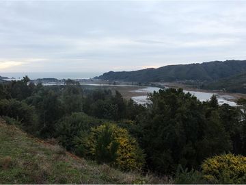 Venta de parcelas con vista al mar y río en Mehuin