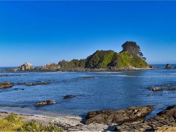 Venta de parcelas con vista al mar y río en Mehuin