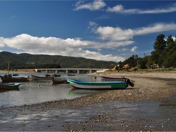 Venta de parcelas con vista al mar y río en Mehuin
