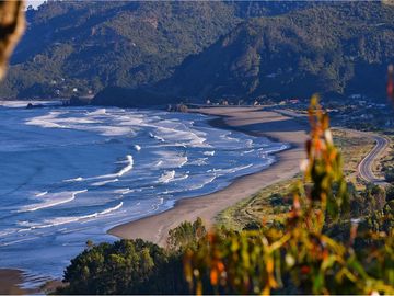 Venta de parcelas con vista al mar y río en Mehuin