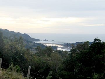 Venta de parcelas con vista al mar y río en Mehuin