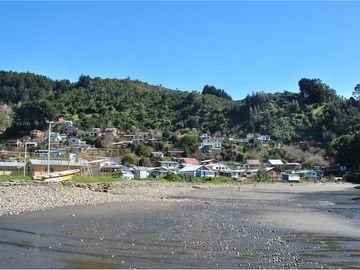 Venta de parcelas con vista al mar y río en Mehuin