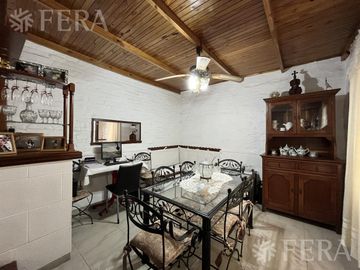 Venta PH 3 ambientes en Wilde (28208)