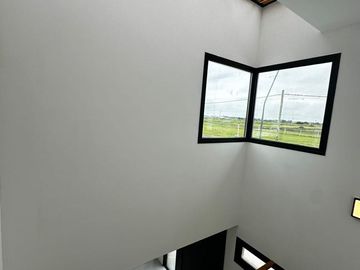 AMPLIA CASA A ESTRENAR - 3 dormitorios, Sala de estudio - Solares de Manantiales!